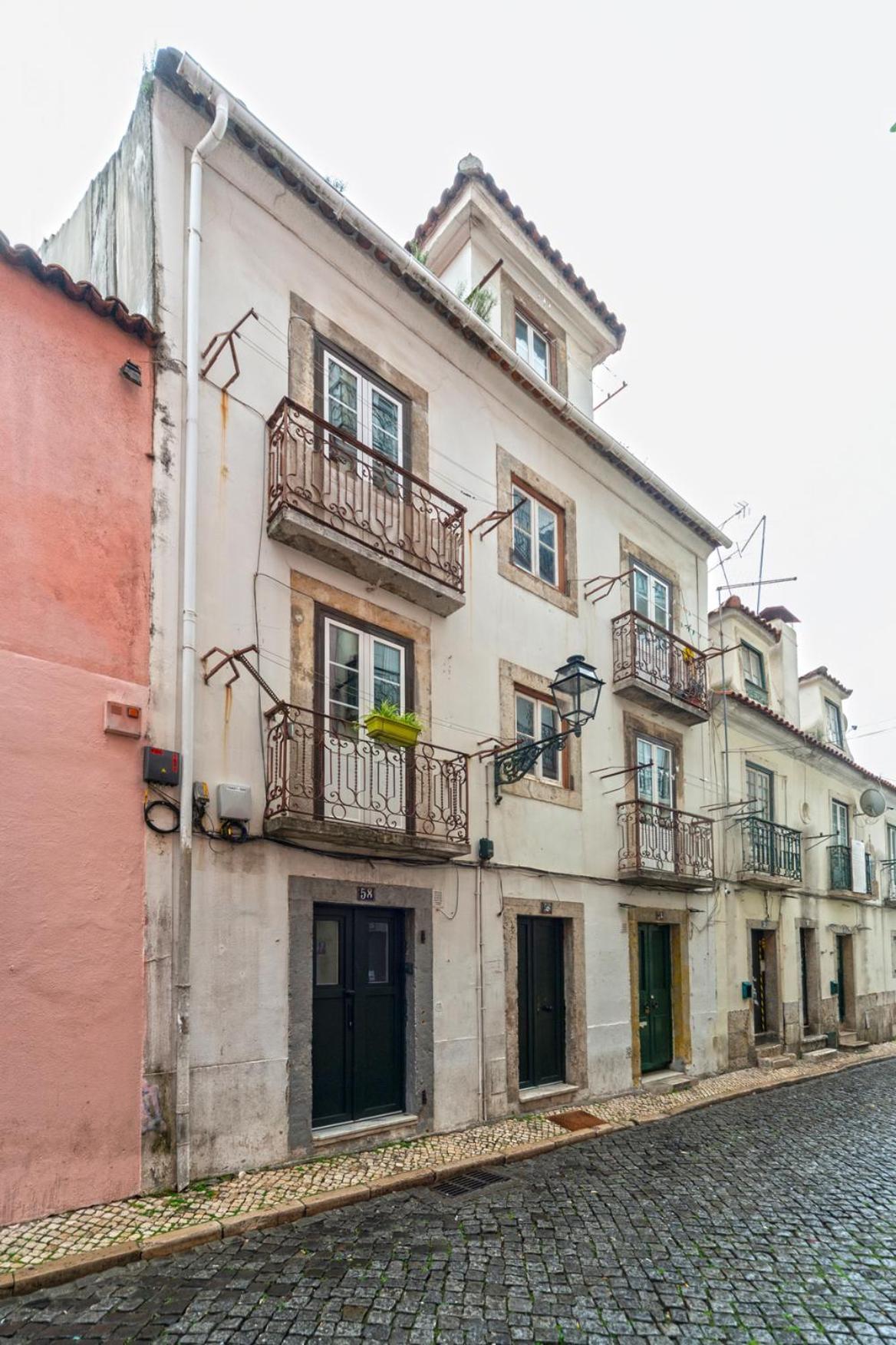 Apartment In Bairro Alto 3 - Lisbon Charm Bagian luar foto